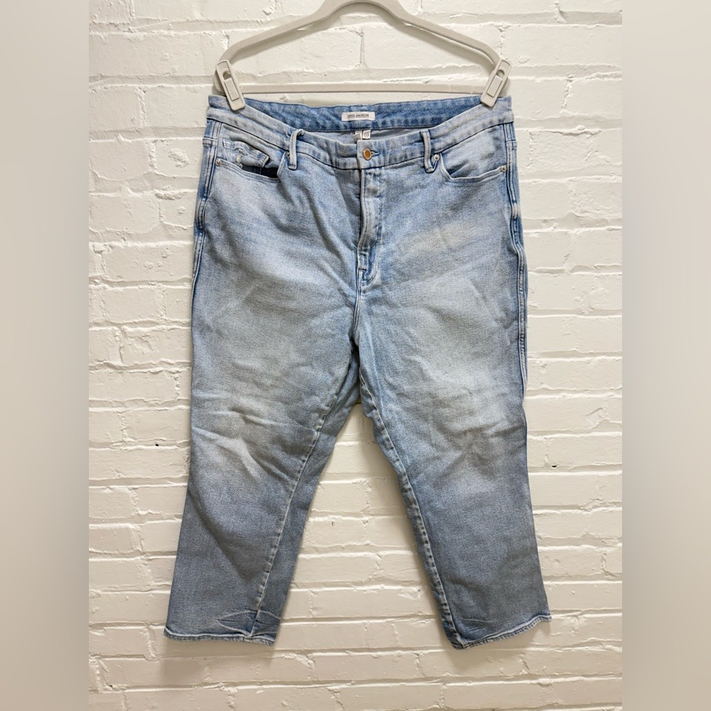 Good American Good Curve Size 18 Crop Lightwash Denim